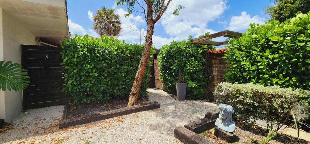 Private Aparment Studio In The Hard Of Miami Unit # 6 Opa-locka Dış mekan fotoğraf